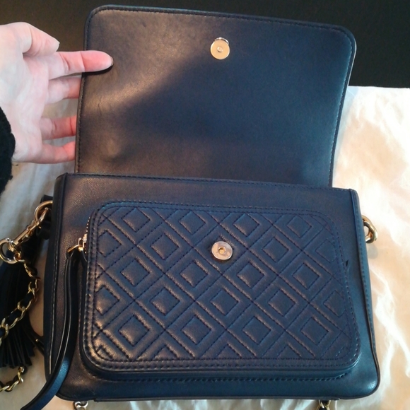 Tory Burch Fleming Satchel in Navy - Picture 15 of 16